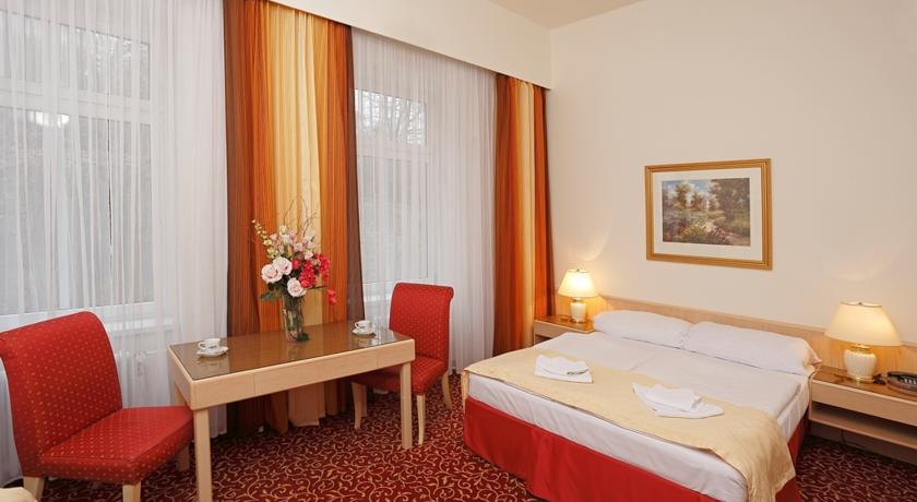 Romania Karlovy Vary Phòng bức ảnh